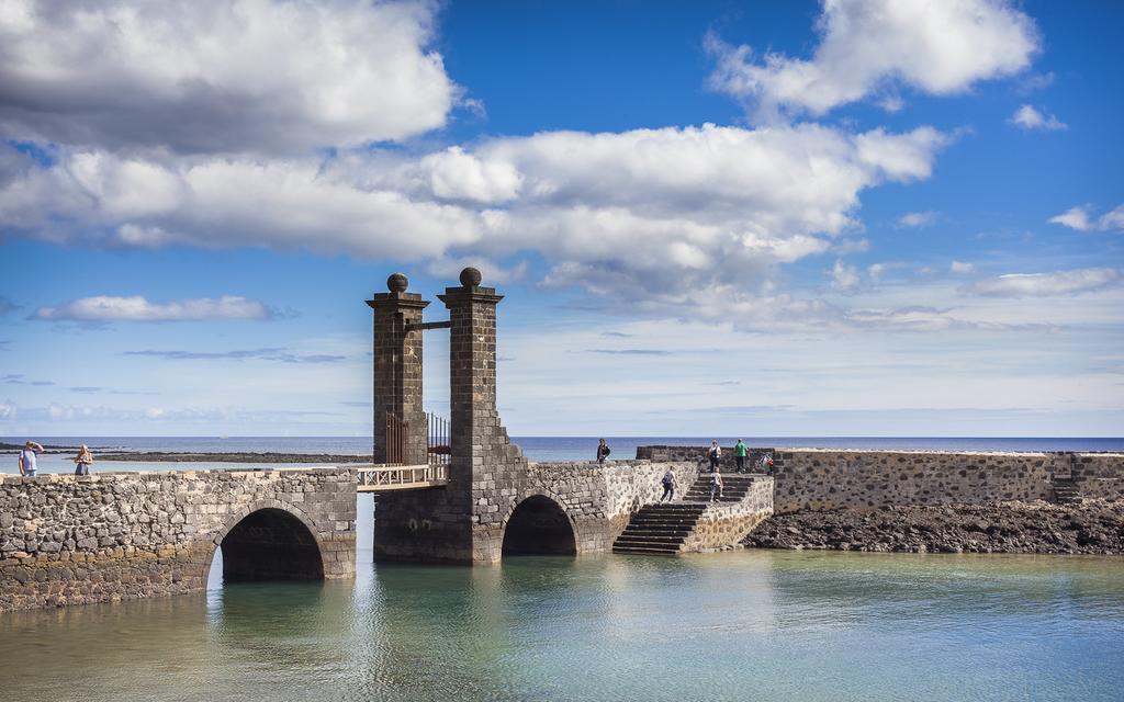 Alojamientos Calle Real Arrecife アレシフェ エクステリア 写真